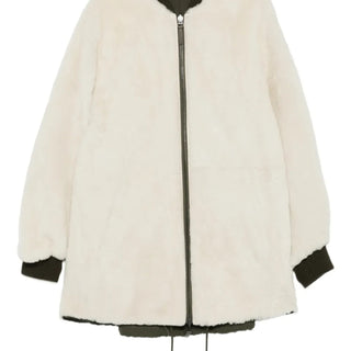 Zip-fastening coat