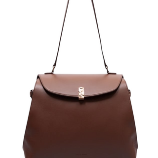 Leather bag in brown