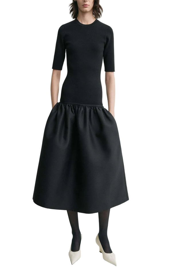 Load image into Gallery viewer, Twinflower tee dress black