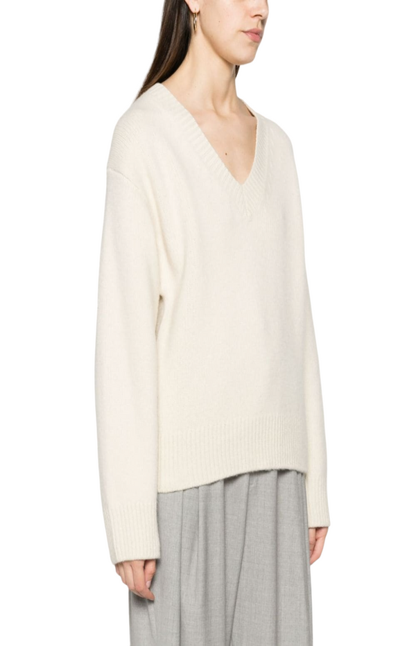 Load image into Gallery viewer, Dropped-shoulder V-neck jumper