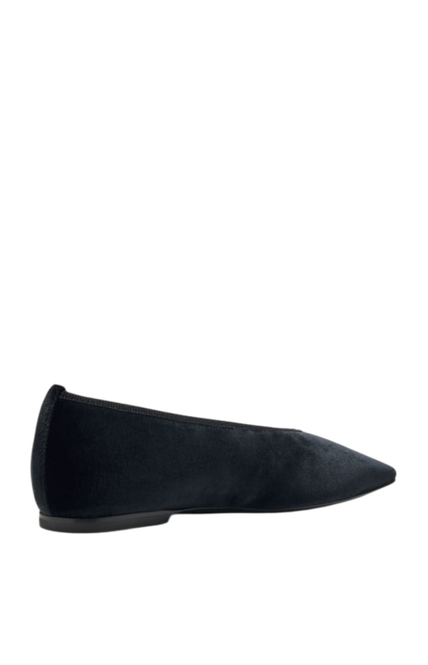 Load image into Gallery viewer, Minimalist Velvet Ballerinas
