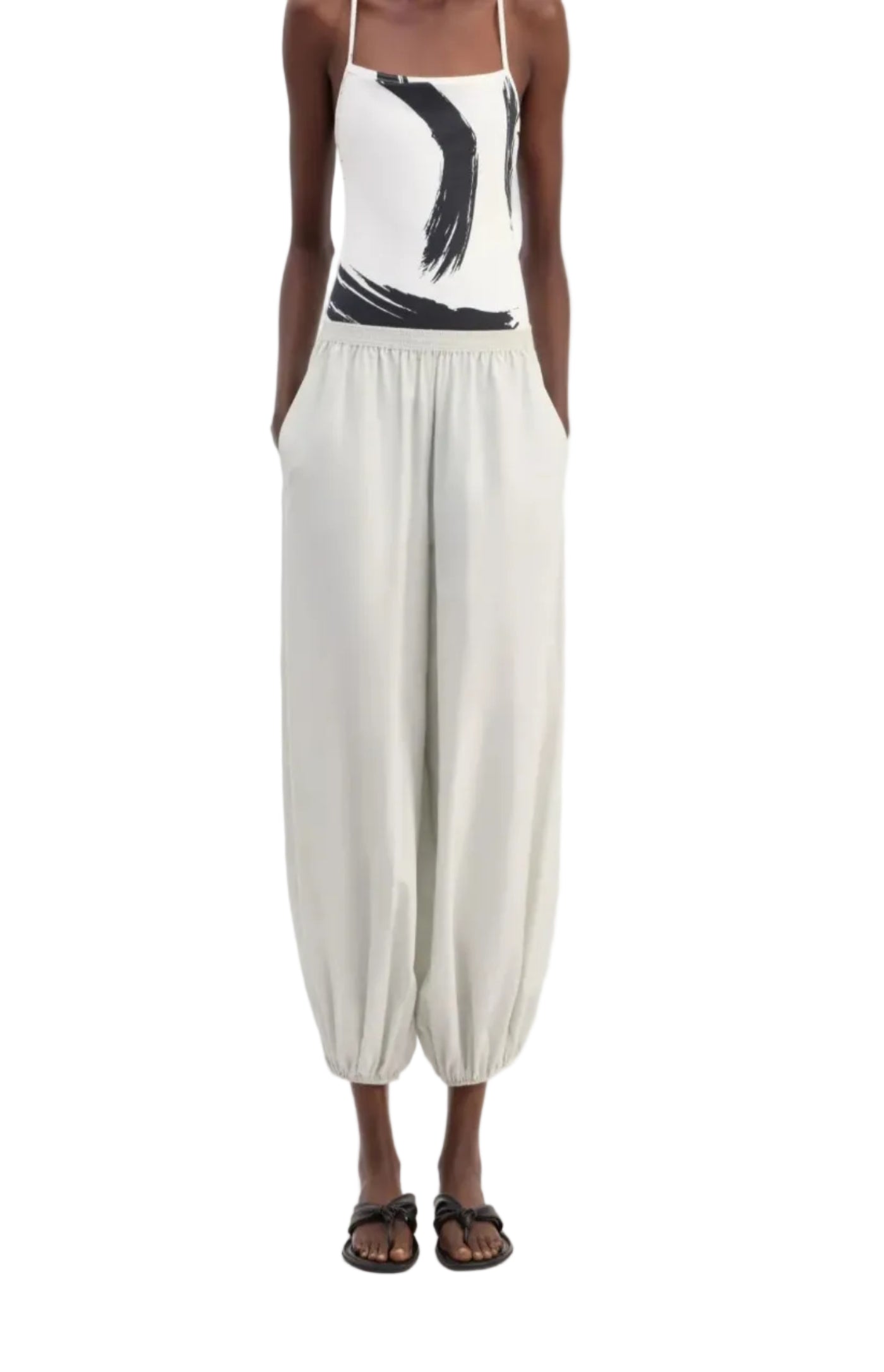 Cargar imagen en el visor de la galería, Almaya gathered trousers