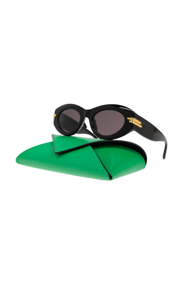 Load image into Gallery viewer, Black sunglasses