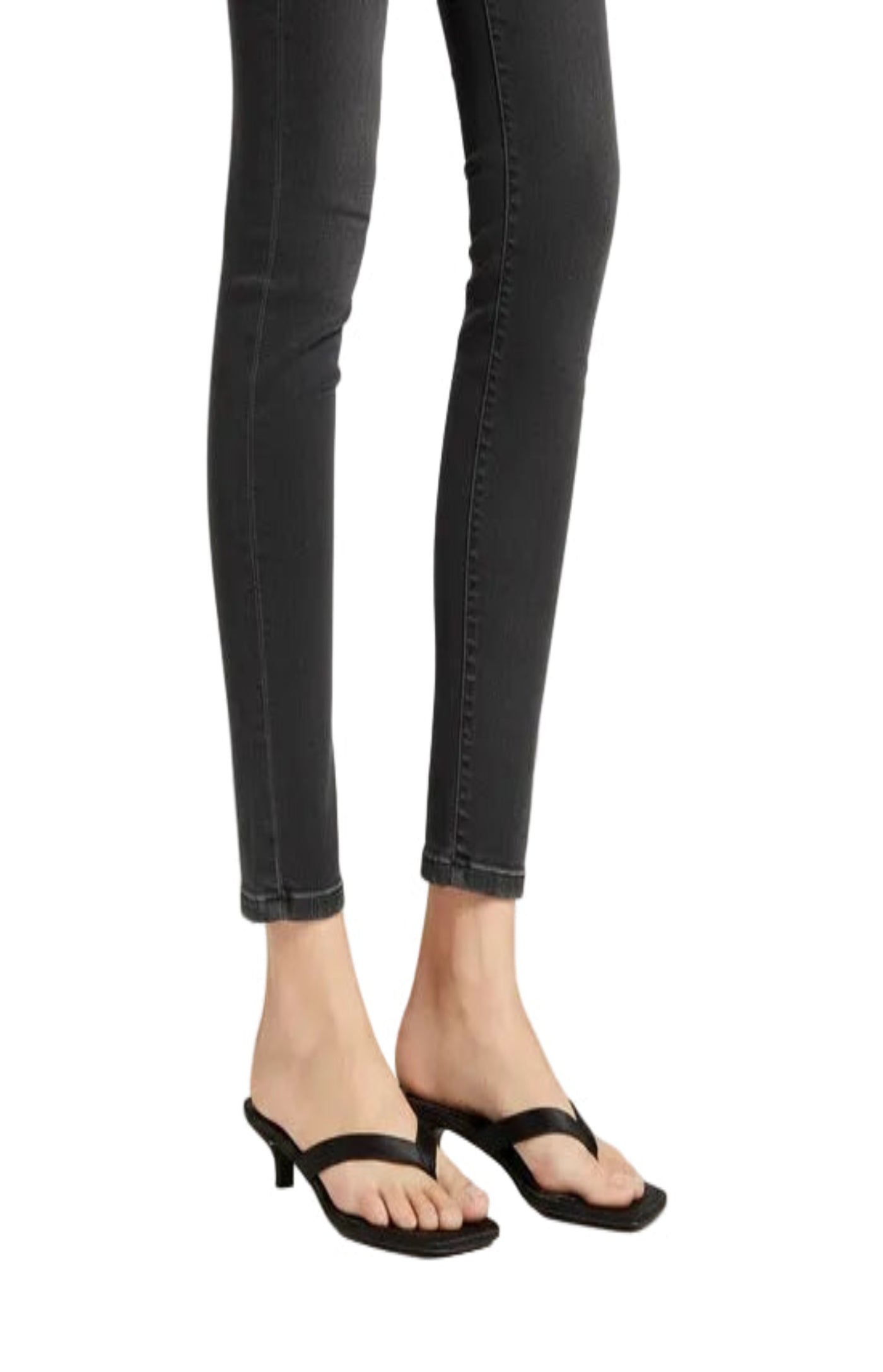 Cargar imagen en el visor de la galería, TOTEME satin heeled sandals