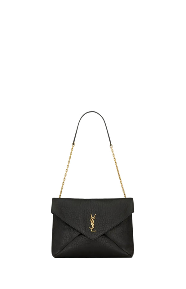 Laden Sie das Bild in den Galerie-Viewer, CASSANDRE pouch on chain in lambskin