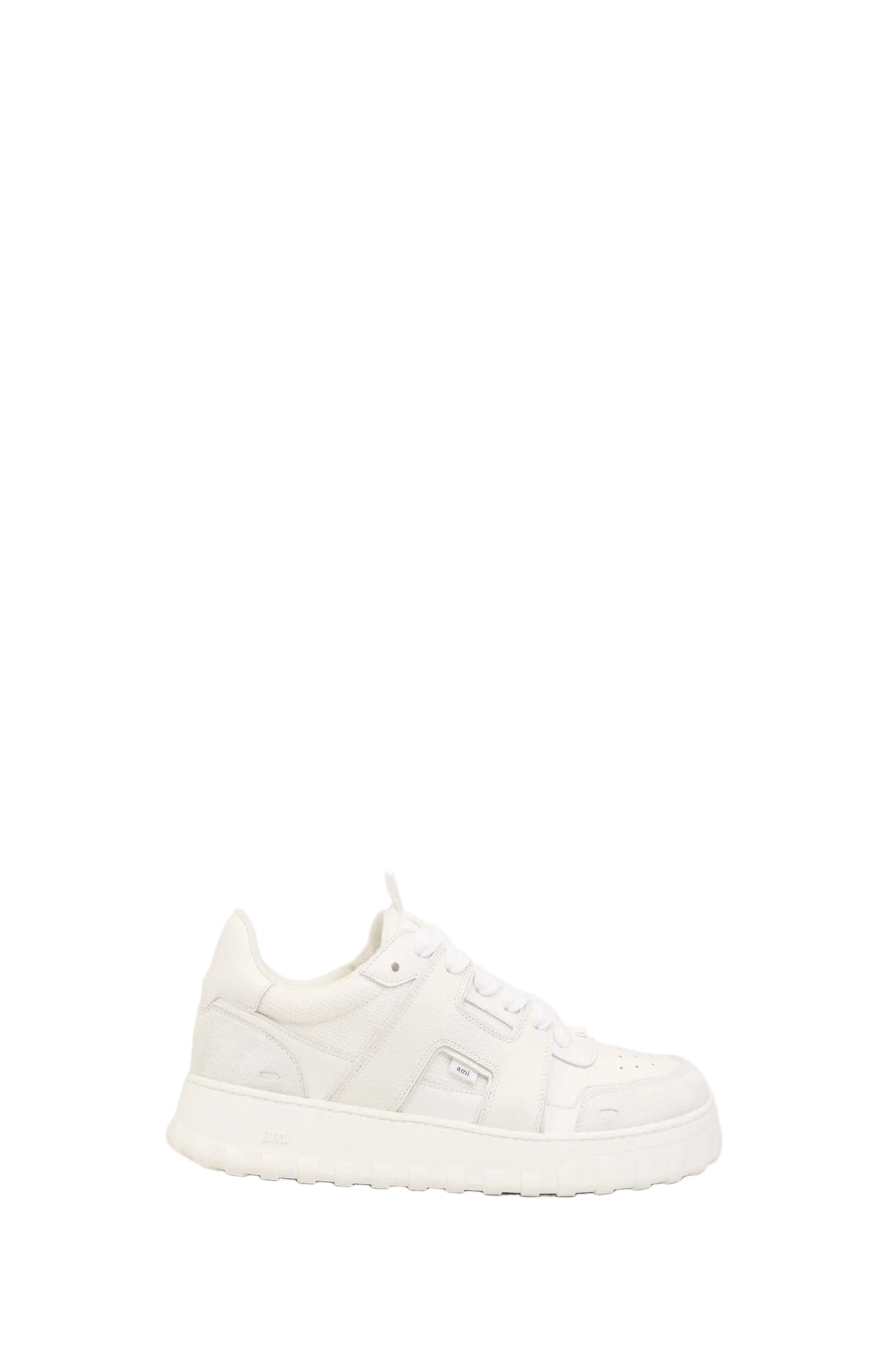 Cargar imagen en el visor de la galería, White Cowhide Leather A Walk Sneakers