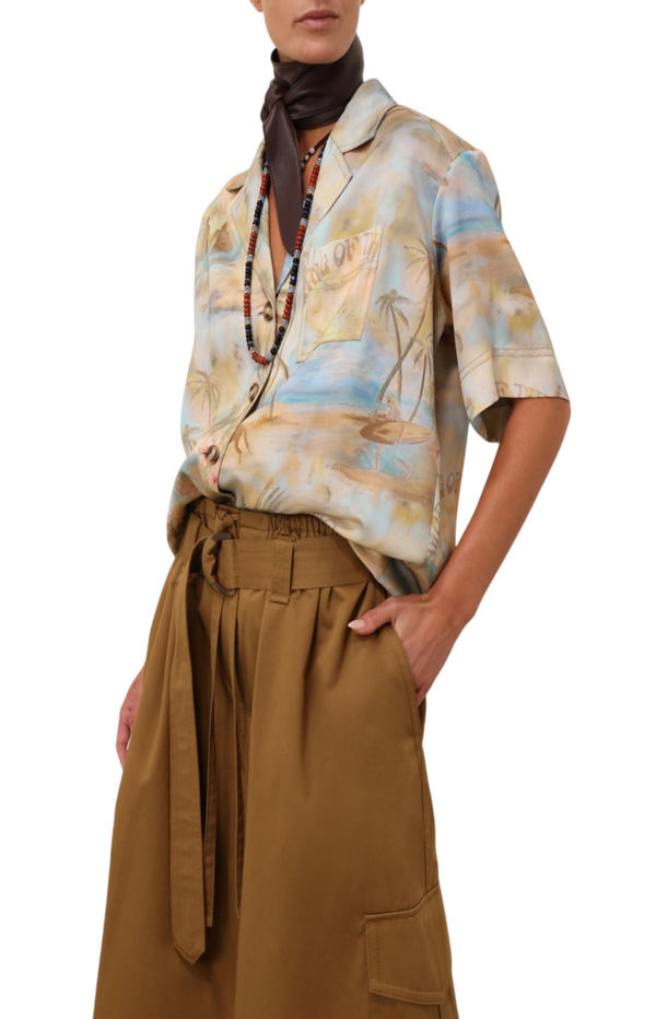 Cargar imagen en el visor de la galería, Ilumminate Short Sleeved Shirt