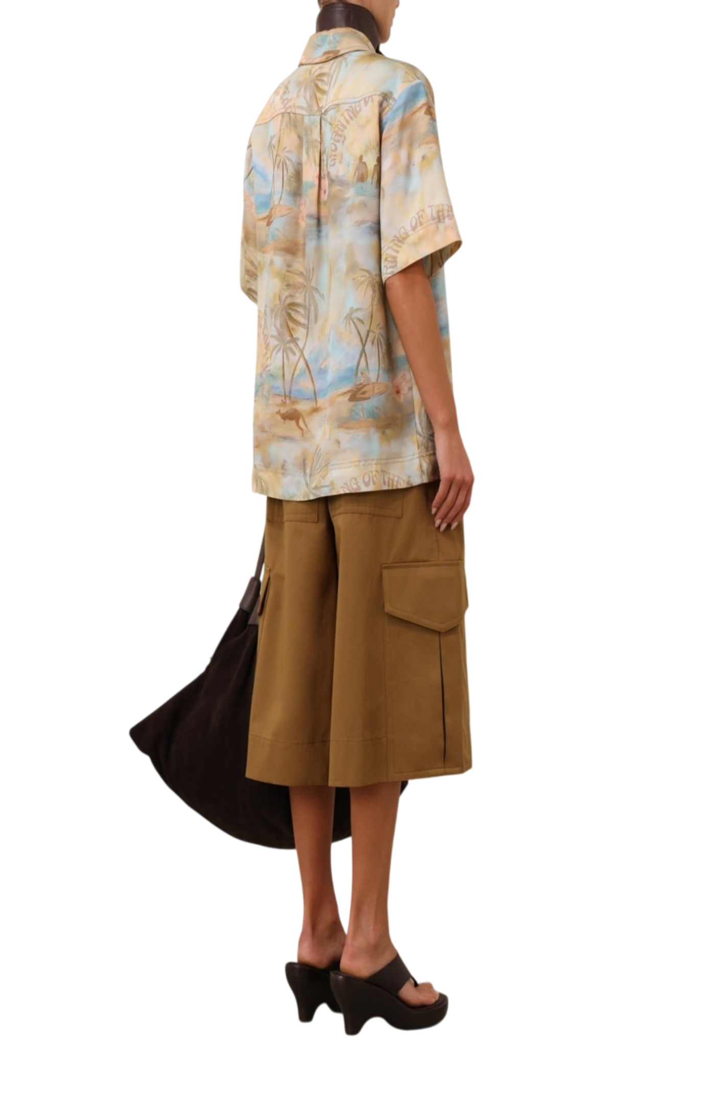 Cargar imagen en el visor de la galería, Ilumminate Short Sleeved Shirt