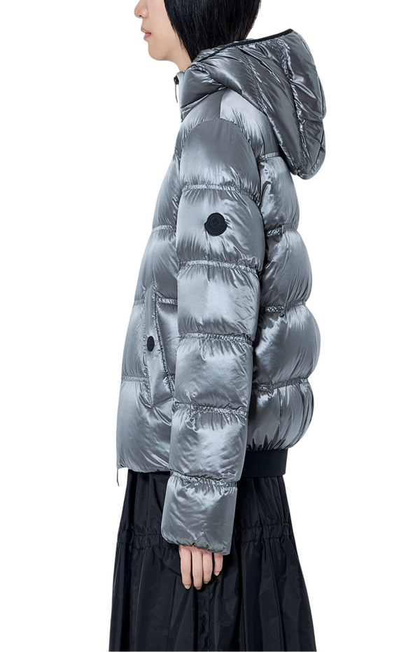 Load image into Gallery viewer, Moncler Sensation short down jacket